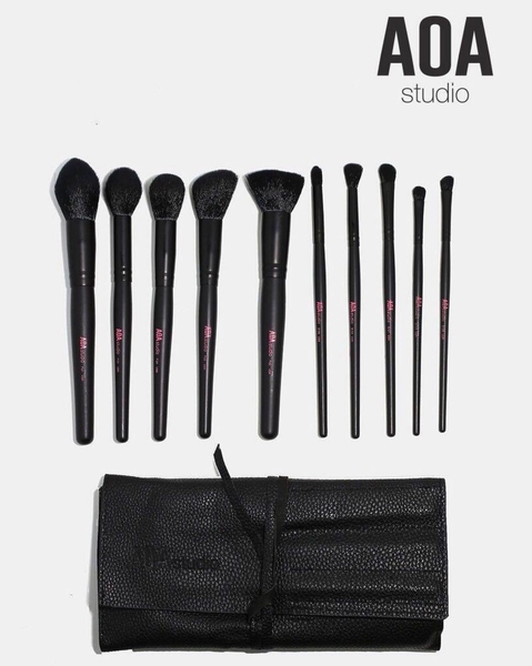 Bộ Cọ Trang Điểm 10 Cây AOA Studio Blending Black Set