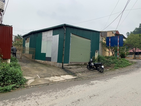 Mảnh đất đỉnh dốc bò đái, hợp minh qua nhà hàng Tây Bắc 200m ngay ngã 3, có sẵn kho xưởng (ĐÃ BÁN)