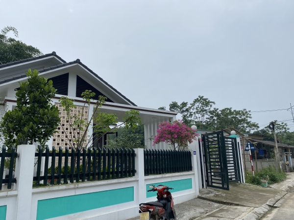 Bán biệt thự vườn hơn 425m2, có gara ô tô gần trung tâm TP Yên Bái (ĐÃ BÁN)