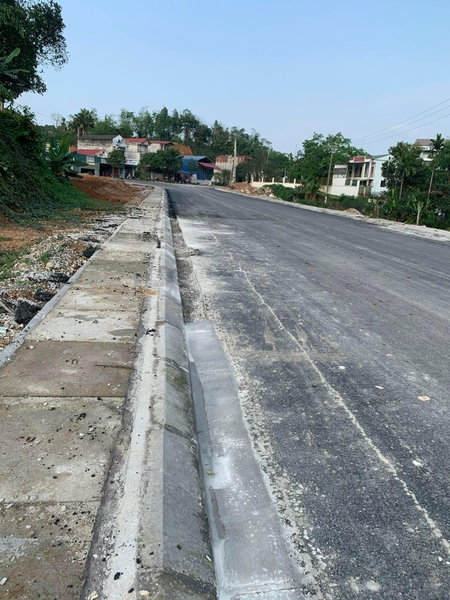 Bán mảnh đất cực kỳ đẹp vị trí đắc địa nằm trên trục đường mới Văn Phú Yên Bái