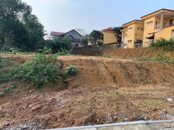 Bán mảnh đất cực kỳ đẹp vị trí đắc địa nằm trên trục đường mới Văn Phú Yên Bái