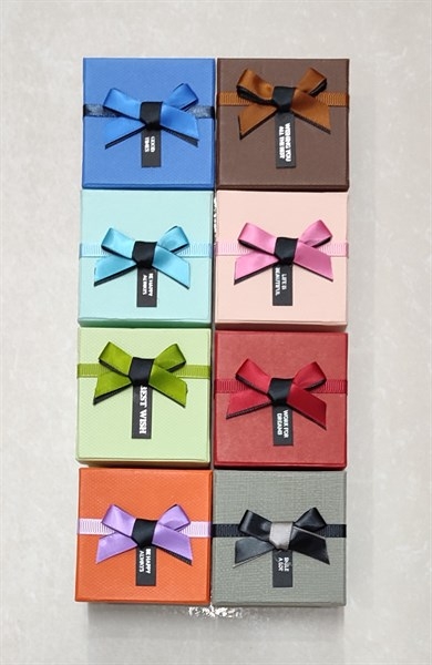 Hộp Quà Vuông Linh Lan V0604GA