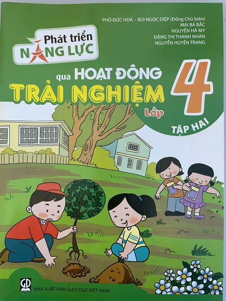 Phát Triển Năng Lực Qua Hoạt Động Trải Nghiệm Lớp 4 Tập 2