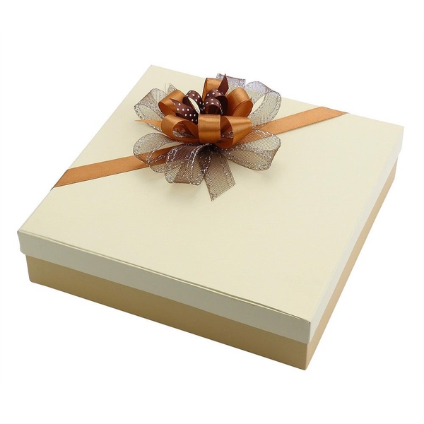 Hộp Quà Vuông Linh Lan 25 x 6 cm