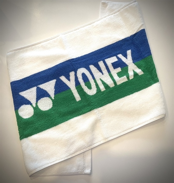 khan-yonex-nho