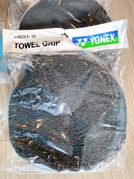 quan-can-vai-yonex-den