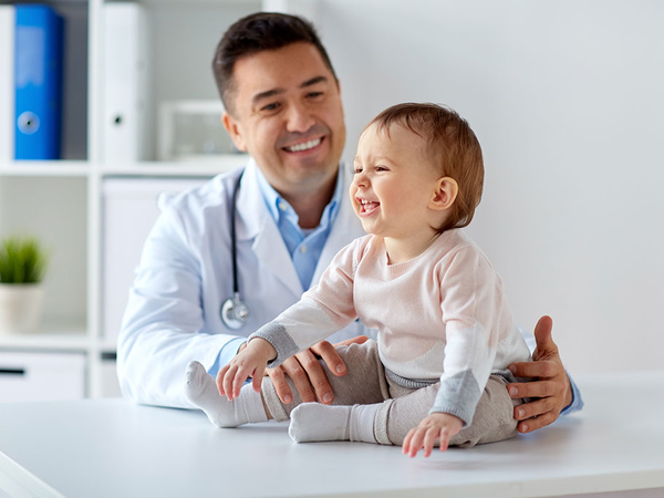 Những lưu ý khi chăm sóc trẻ sơ sinh