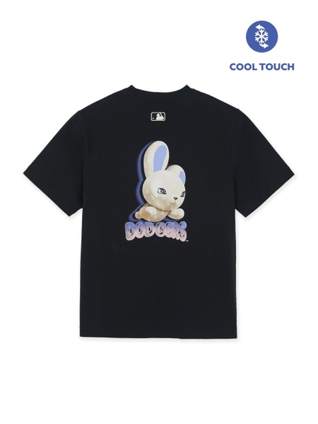 Áo Thun MLB Oversized Short-Sleeve T-Shirt Featuring Bernie's Back Graphic LA Dodgers Black