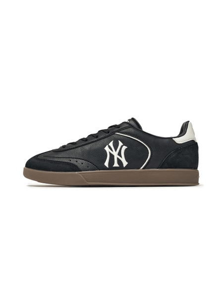 Giày MLB Clubby New York Yankees Black [Hello Spring]