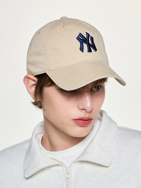 Mũ Lưỡi Trai MLB Ace Unstructured Ball Cap New York Yankees Beige [Karina PICK]