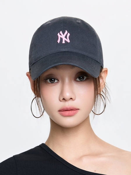 Mũ Lưỡi Trai MLB Rookie Unstructured Ball Cap New York Yankees Black