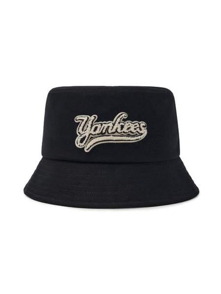 Nón Bucket MLB Varsity Buckle Cursive Bucket Hat New York Yankees Black