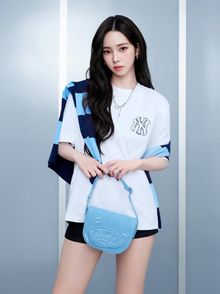 Túi MLB Lettering Vintage Denim Crossbody Bag New York Yankees Blue [Karina PICK]