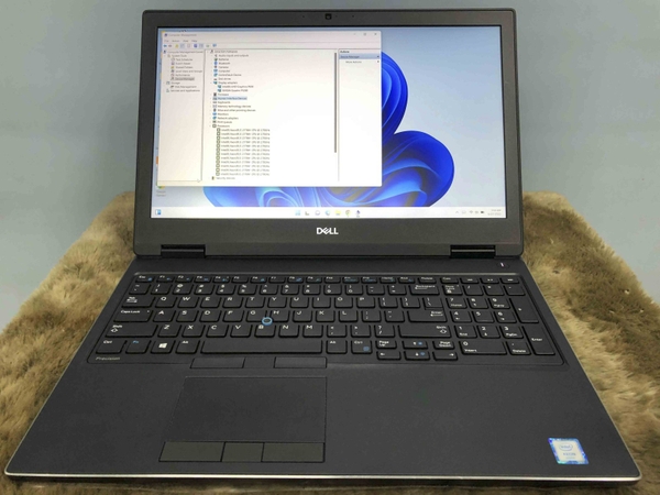 DELL Precision 7530 Mobile Workstation - CORE I7 8750H/16GB/512GB SSD/QUADRO P3200 6GB/FHD