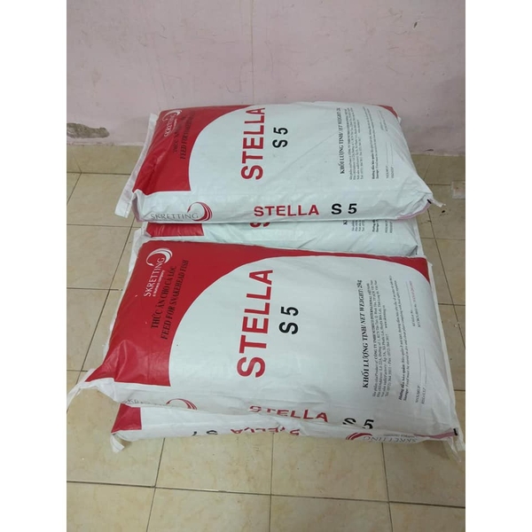 500g-va-1kg-cam-stella-tang-truong-cho-ca-koi