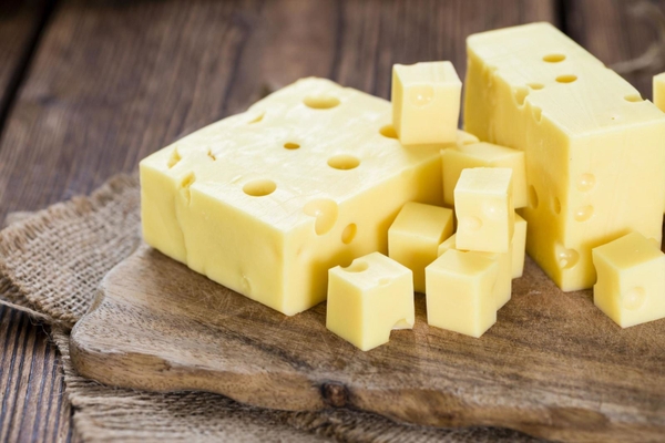 Phô Mai Paysan Breton Emmental Francés (Cắt lẻ từ khối 3kg)