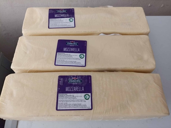 Phô mai mozzarella Emborg 3.5kg