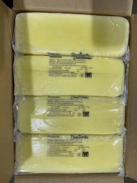 Phô mai Mozzarella Danscorella khối 2,5kg
