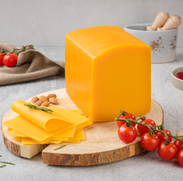 Phô Mai Cheddar Màu/ Trắng Muhlenhof Cắt lẻ 500g (từ khối 2.4-2.8kg)