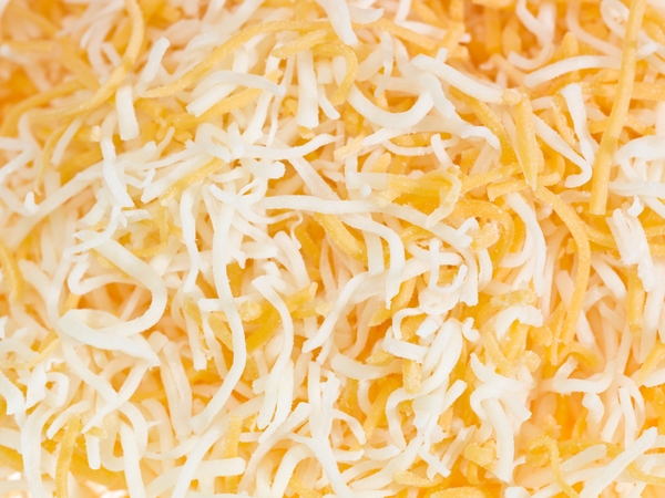 Phô mai mozzarella mix cheddar cheese Arla túi 1kg -  ARLA MOZZARELLA & RED CHEDDAR CHEESE
