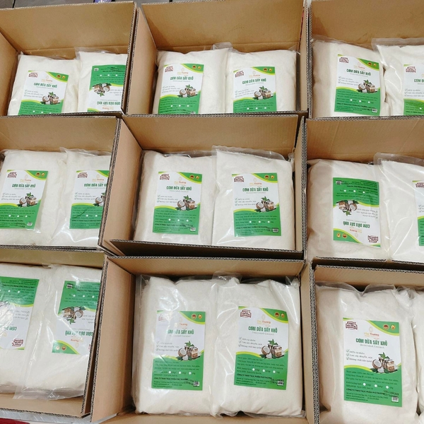 Cơm dừa sấy khô mịn Phú Thương Food 1kg (Độ Béo >62%)