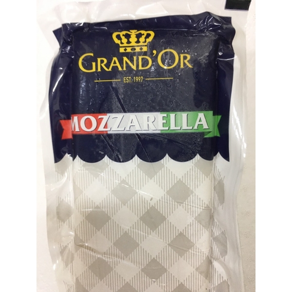 Phô mai khối Mozzarella Grand'Or 2.38kg - Unilac Grand'Or Mozzarella