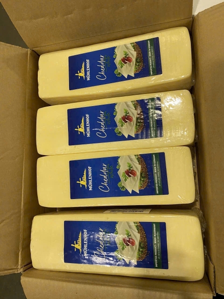 Phô Mai Cheddar Màu/ Trắng Muhlenhof Cắt lẻ 500g (từ khối 2.4-2.8kg)