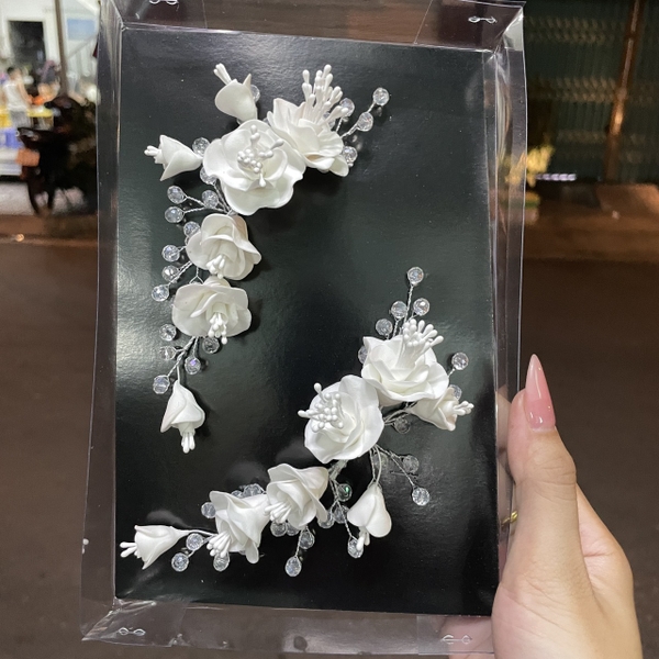 Bộ đôi cài tóc cô dâu hoa hồng đất sét Nhật đính pha lê mẫu mới T12-2023  giangpkc-phu-kien-thoi-trang