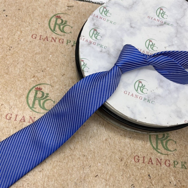 Cà vạt nam màu xanh sáng tự thắt 8cm sang trọng mới đẹp nhất 2023 Giangpkc