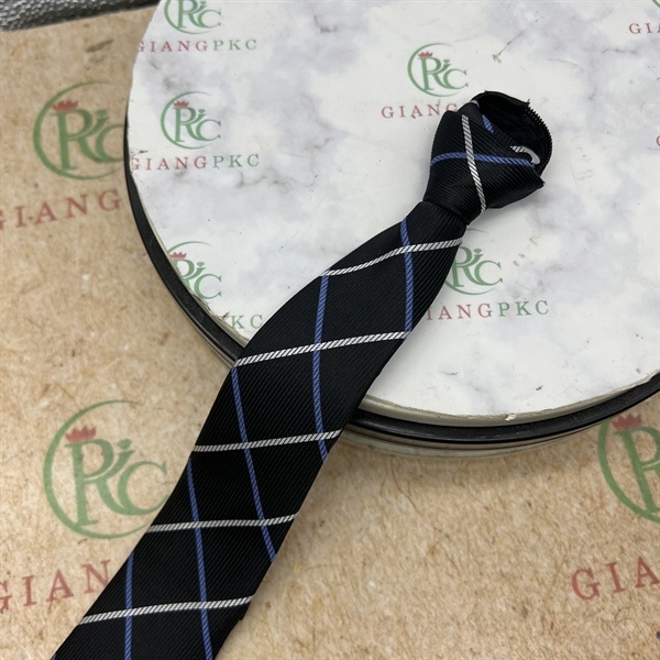 Cà vạt nam mẫu thắt sẵn dây kéo 6cm màu xanh đen caro mẫu mới nhất 2023 Giangpkc