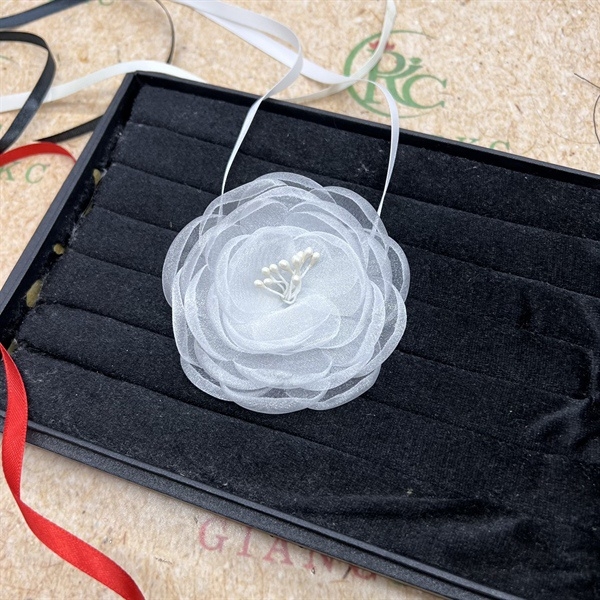 Dây hoa choker đeo cổ màu trắng dây ruy băng cột