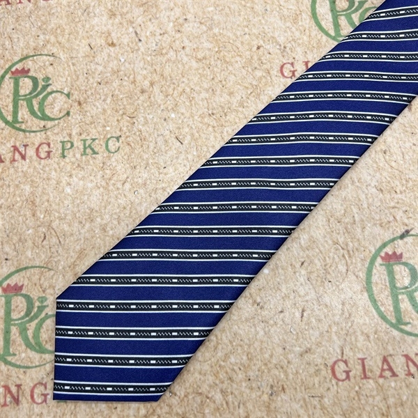 Cà vạt bản 8cm thắt sẵn dây kéo vải bóng đẹp dày 3 lớp mẫu xanh kẻ xéo họa tiết