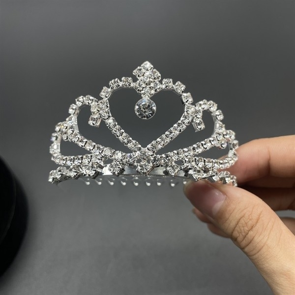 Vương miện cô dâu size nhỏ dễ thương đính đá trắng mẫu tròn nửa