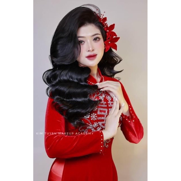 Cài tóc cô dâu hoa đỏ nhung sang trọng mẫu mới t11/2023
