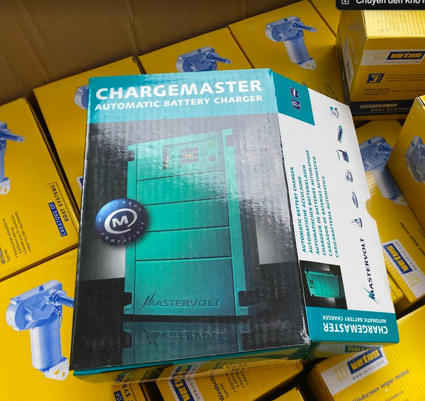 Mastervolt Chargeur De Batterie ChargeMaster Plus 12V 44310355