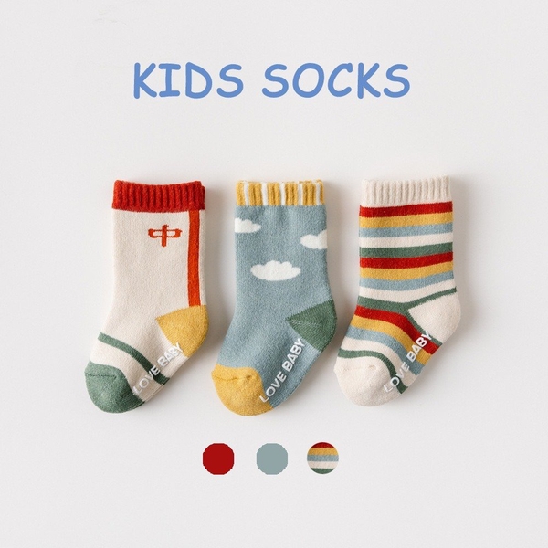 set-3-tat-xu-chong-truot-kids-sock-bdss