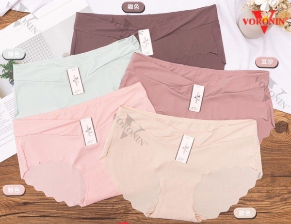 quan-lot-bau-khuon-duc-voronin