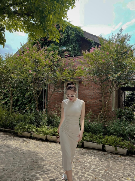 Váy thun gân dáng dài không tay nhún eo Zara Auth New Tag có sẵn 4424/453 4424453