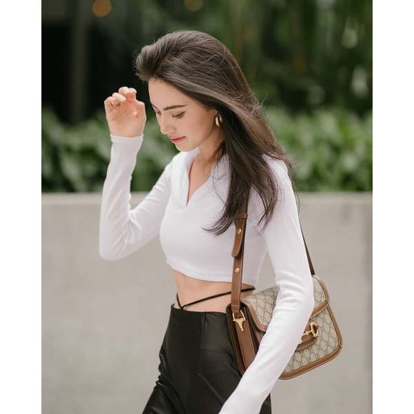 Áo kiểu dài tay croptop cổ V Zara Auth new tag có sẵn 3641/310 3641310 3641814