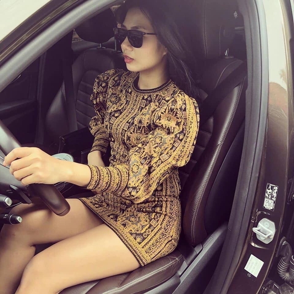 Váy len Zara họa tiết, hàng số lượng hạn chế, dáng ngắn Auth new tag có sẵn 1822/124 1822124