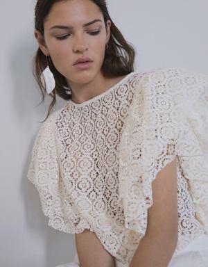 Áo blouse ren thêu hoa, vạt cánh dơi xếp lớp Zara Auth New Tag có sẵn 3859/104 3859104