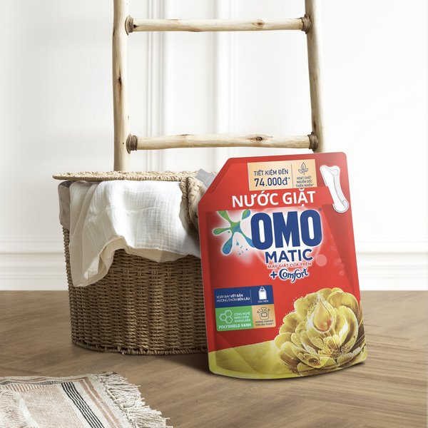 Nước Giặt Omo Comfort Tinh Dầu Thơm - Túi 3.6kg