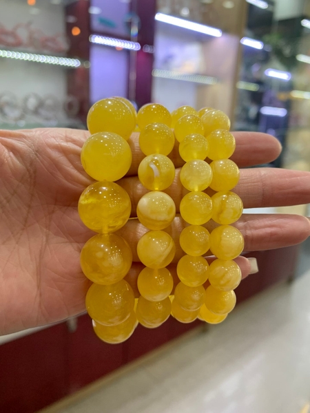 Có nên sở hữu vòng Hổ phách Baltic hay không?