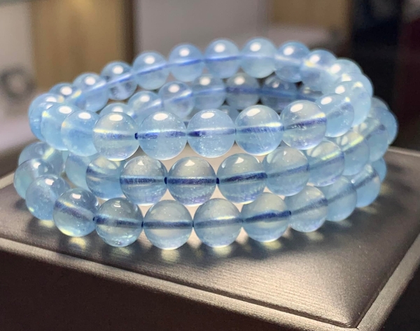 Đá Aquamarine hợp với cung mệnh nào?