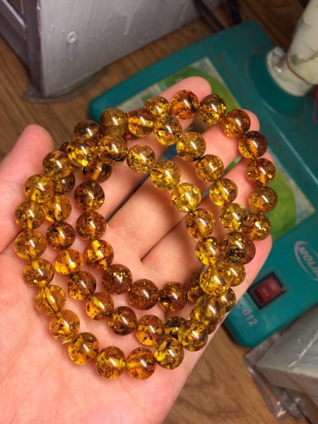 Bạn đã phân biệt được Hổ phách nấu lại và Hổ Phách tự nhiên chưa?