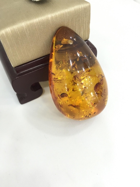 Cách phân biệt đá Mắt Mèo, đá Mắt Hổ và đá Hổ Phách