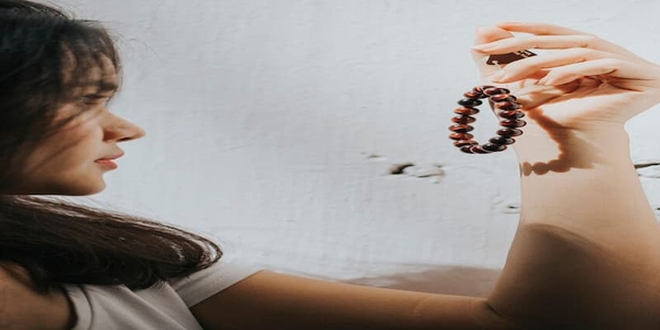 6+ Cách Tẩy Uế Vòng Đá Mắt Hổ​ Hiệu Quả, Chuẩn Xác Hiện Nay