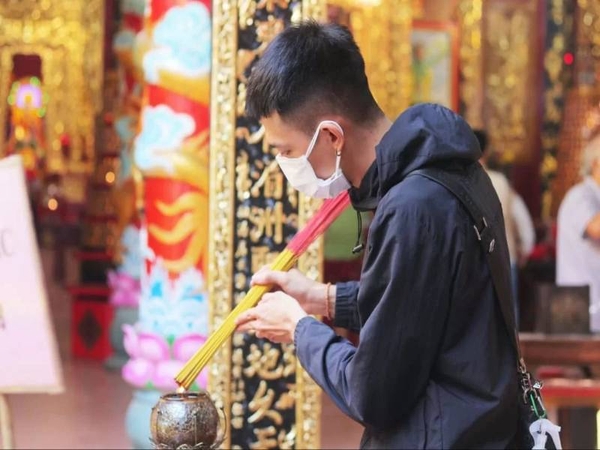 Cầu Tình Duyên - Hướng Dẫn Mẹo Cầu Duyên Cực Linh Nghiệm