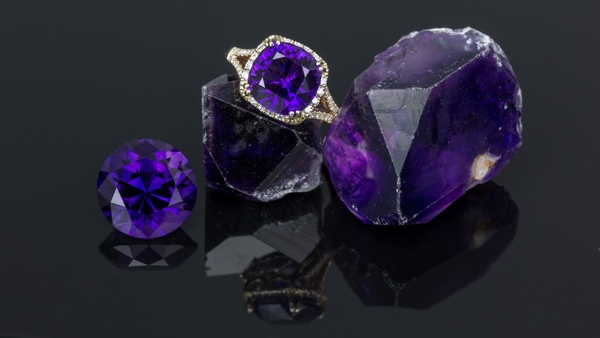 Cách phân biệt thạch anh thật và giả bằng mắt thường