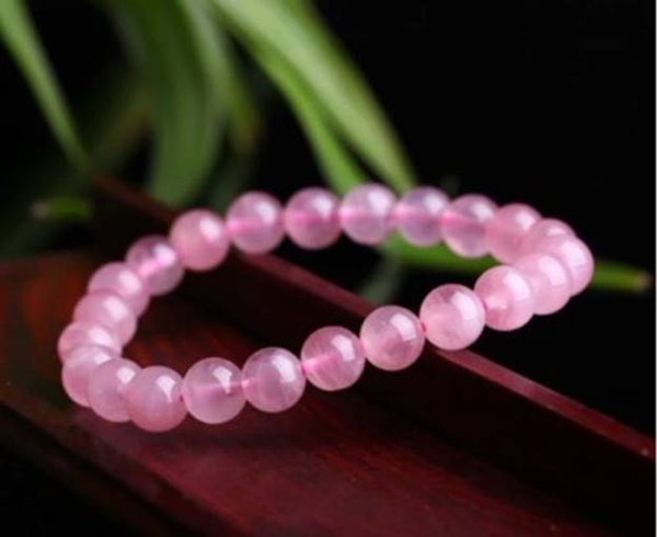 Tư vấn lựa chọn vòng tay đá phong thủy dành cho tuổi Thân